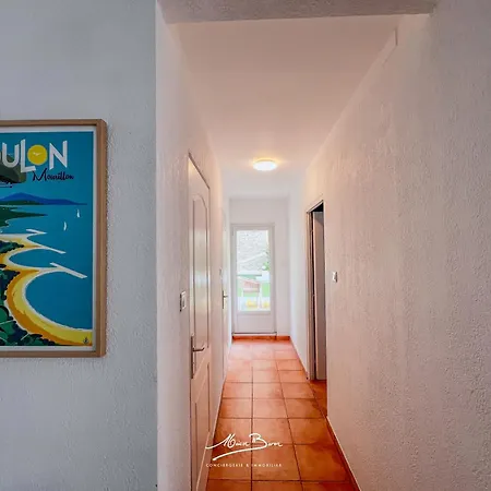 Apartment A Avec Sauna - Parking Prive - 6 Couchages *